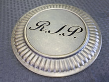 Load image into Gallery viewer, Large Round RIP Placard